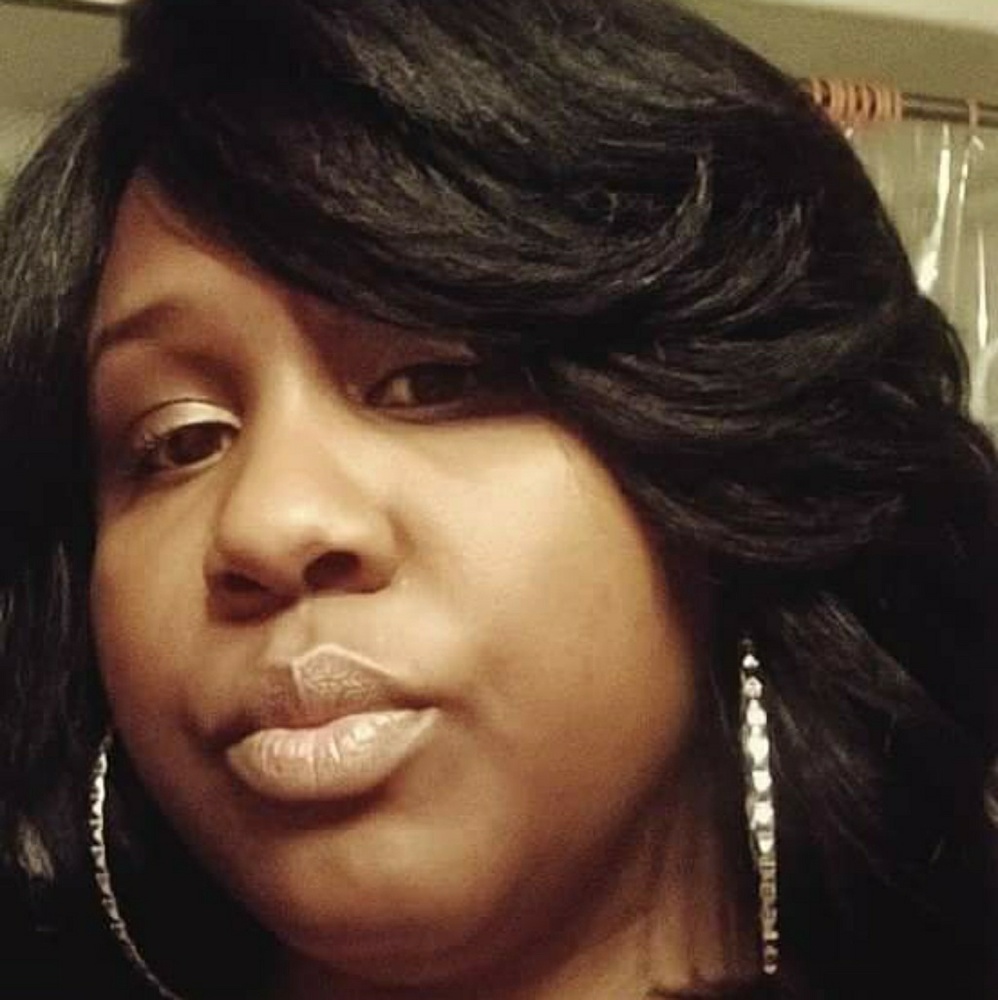 Meet your Posher, Aisha